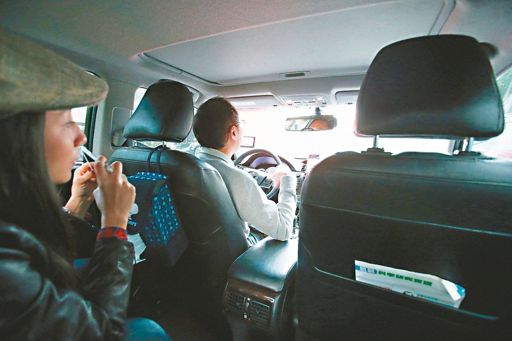 臺灣將對網(wǎng)約車施行全球最高罰款 最重罰2500萬 臺灣將對網(wǎng)約車施行全球最高罰款 最重罰2500萬