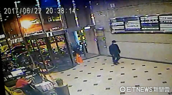 ����ʽ����3�ˣ��_��20�q�����ԱM�X���Ѫ�ѻ֏������E�󣨈D��