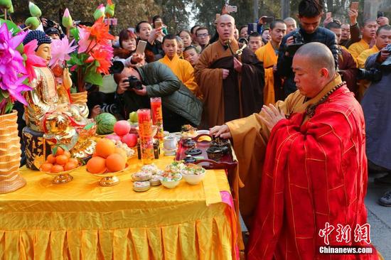 ����ˎ���T�ڣ�����������e���D��ʩ������������