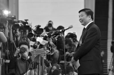 人社部部長(zhǎng):延遲退休方案將于年內(nèi)征求意見