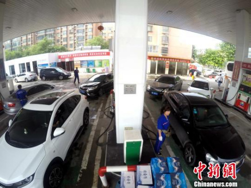 �̓r�{�r���ڽ��_�� ���ٴΔR�\���F�����Bͣ��