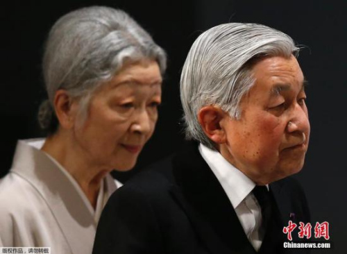 資料圖:日本天皇夫婦