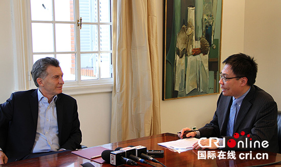 �DƬĬ�J(r��n)��(bi��o)�}