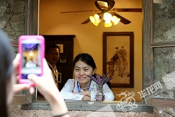 ������ǰ��ӛ�߂���Ӱ