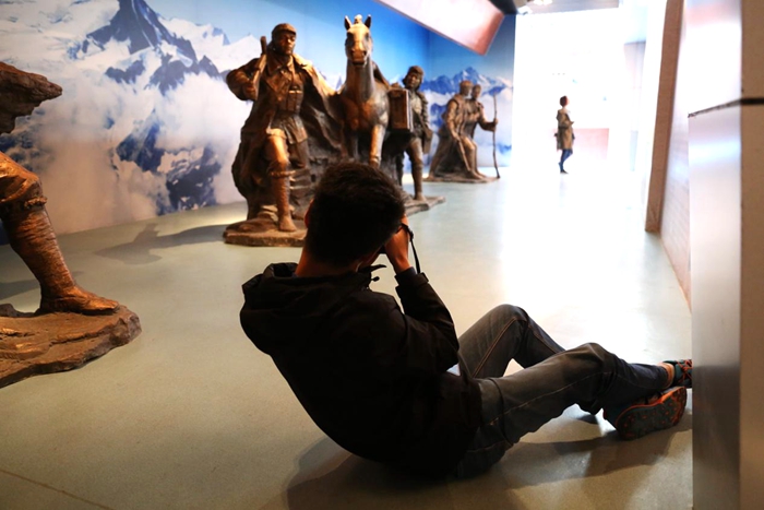 【網(wǎng)絡(luò)媒體“走轉(zhuǎn)改”】重走長征路 原來你們是這樣的網(wǎng)媒記者! 【網(wǎng)絡(luò)媒體“走轉(zhuǎn)改”】重走長征路 原來你們是這樣的網(wǎng)媒記者!