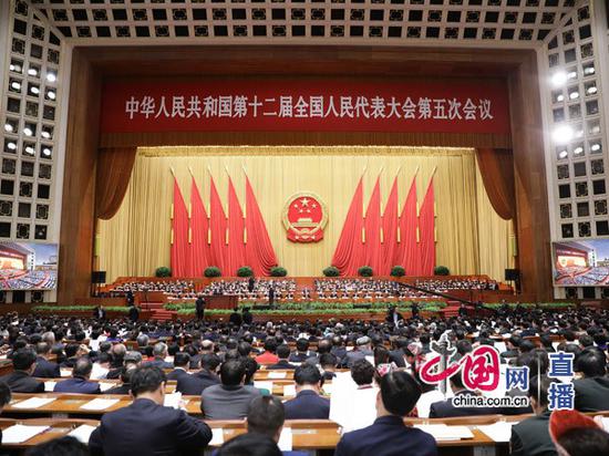 3月8日,十二屆全國人民代表大會第五次會議在人民大會堂舉行第二次全體會議。人民畫報 徐訊 攝