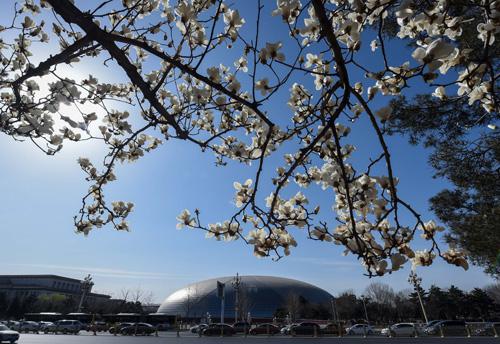 �Y�ψD�������L����߅���{���µ����m��ӭ�Lŭ�š����A��ӛ�� �_�Թ� �z