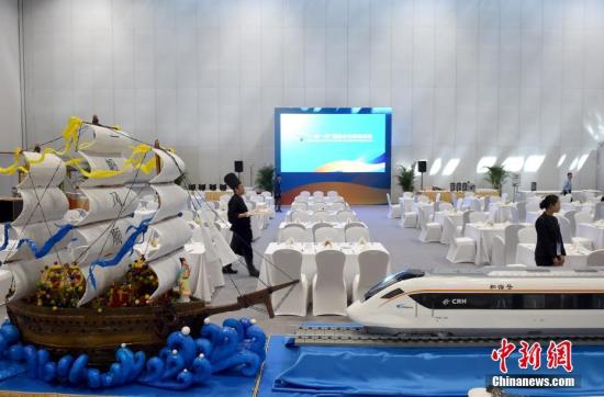 5��12�գ�λ�ڱ������ҕ��h���ĵġ�һ��һ·�����H�����߷�Փ����������ʽ���á� <a target='_blank' ><p  align=