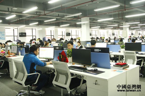 ���ƵZ�^�M�����ꣿ�۽��󔵓����F���^���󔵓�С悲����v�w�ĳ��