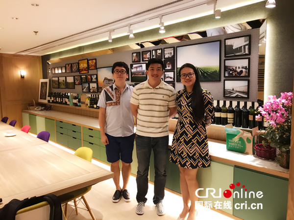 �DƬĬ�J(r��n)��(bi��o)�}