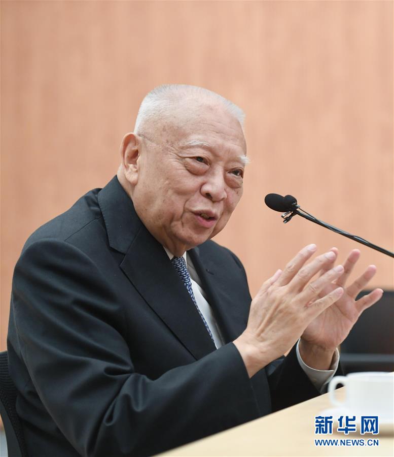 ����ۻؚw��ʮ���ꡤ�D�Ļ��ӣ���2�������o�Ɇ�����һ�����ơ������ȡ�þ޴�ɹ��������Lȫ�����f(xi��)����ϯ�����A