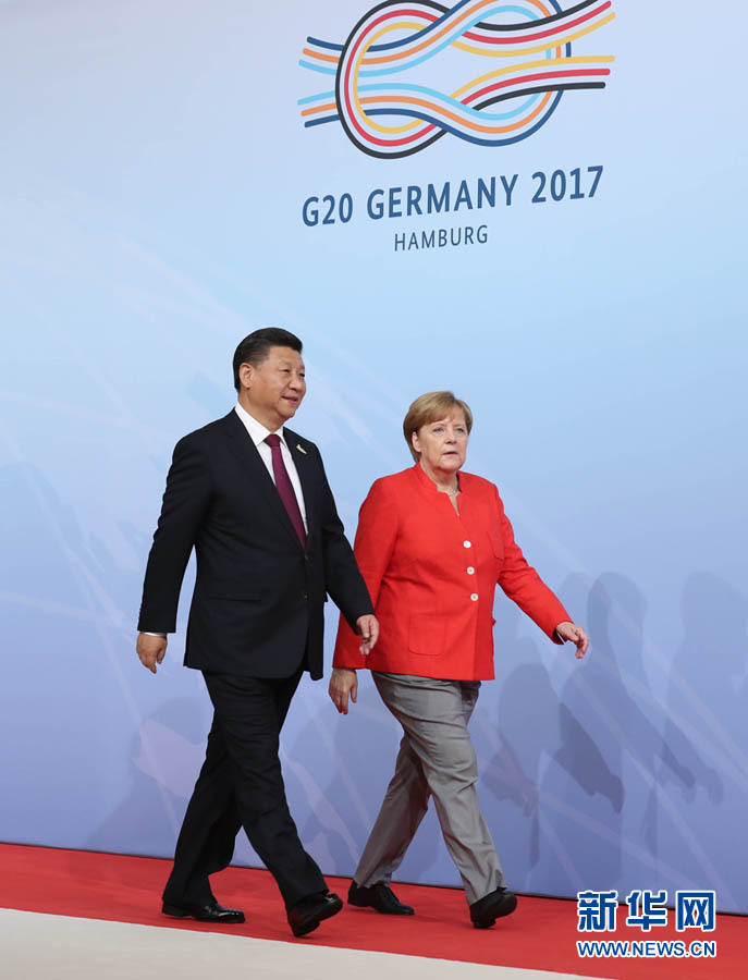 7��7�գ���ʮ�����F(tu��n)�I(l��ng)��(d��o)�˵�ʮ���η��(hu��)�ڵ��h���e�С�������ϯ��(x��)��ƽ��ϯ���l(f��)���}�顶��(ji��n)���_�Ű��ݡ��Ƅ�(d��ng)(li��n)��(d��ng)���L������Ҫ�vԒ���@�Ƿ��(hu��)�_ʼǰ����(x��)��ƽ�ܵ�������Ĭ�ˠ�ӭ�ӡ����A��ӛ�� ���l(w��i)�� �z