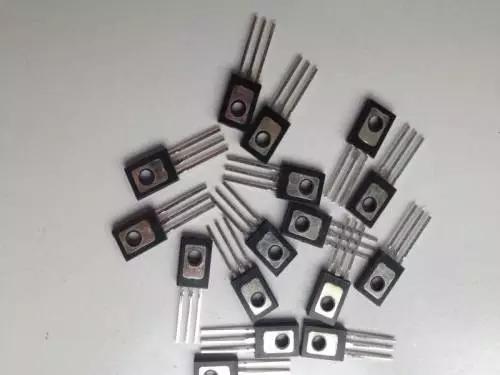 蔡蔚:新能源核心部件進口比石油進口花費更高 蔡蔚:新能源核心部件進口比石油進口花費更高