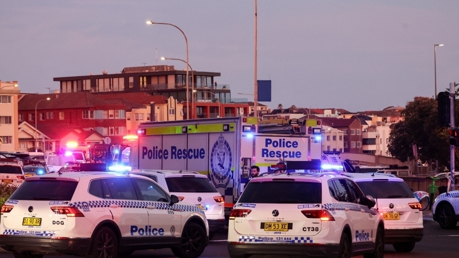 澳大利亞海灘槍擊事件死亡人數(shù)升至16人 澳大利亞海灘槍擊事件死亡人數(shù)升至16人