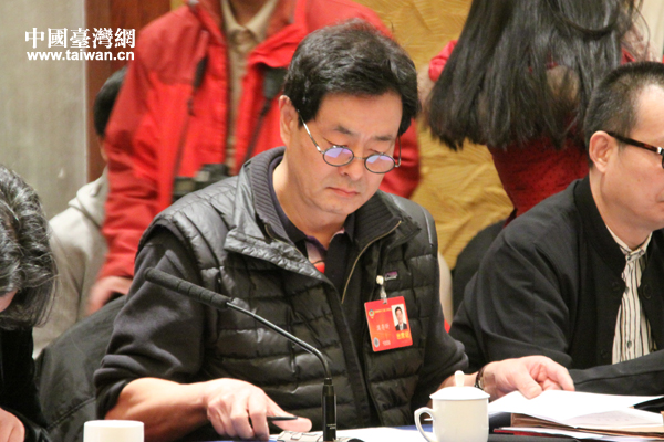 政協委員濮存昕呼吁:要為缺失的傳統文化買單 政協委員濮存昕呼吁:要為缺失的傳統文化買單