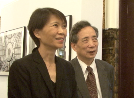 臺北故宮院長馮明珠18日指出,擔任此行榮譽團長的馬英九夫人周美青 臺北故宮院長馮明珠18日指出,擔任此行榮譽團長的馬英九夫人周美青