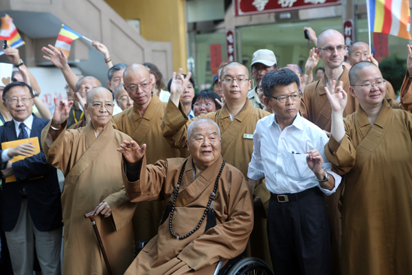 國臺辦主任張志軍前往高雄佛光山參訪 國臺辦主任張志軍前往高雄佛光山參訪