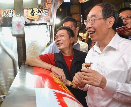 �ș���_�з��ҹ�У�Ʒ�L�_��С��