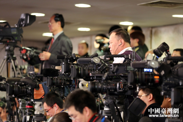 3��2����ȫ��(gu��)���f(xi��)ʮ�������Ε�(hu��)�h���l(f��)����(hu��)��������(hu��)��һ�����l(f��)���d�e�����D��F(xi��n)��(ch��ng)ӛ�ߡ�