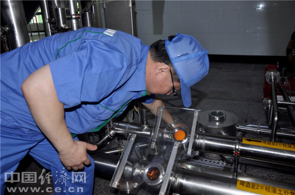 大國工匠李新海:百年青島啤酒的“創新王” 大國工匠李新海:百年青島啤酒的“創新王”