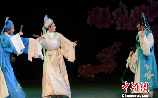 �c�����A����ʮ�A�QԽ�����������������ѡ��٬F����