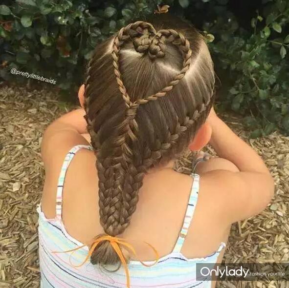 ����Ů�����^�l(f��) ��Ȼ������10�f�۽z