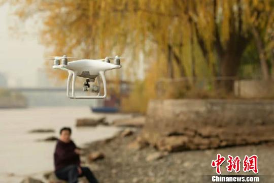 �m��־Ը�߱��o(h��)ĸ�H�� �����o(w��)�˙C(j��)����λ��������