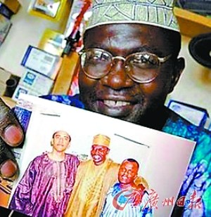 奧巴馬哥哥曝丑聞涉嫌慈善募捐詐騙(圖)