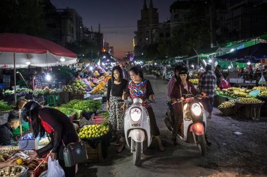 ���������յ��Ї�ҹ�С�