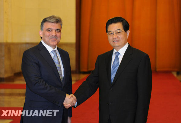 6��25�գ�������ϯ���\���ڱ����������Þ������係�y�Ӡ��L�A�e�Кgӭ�xʽ��