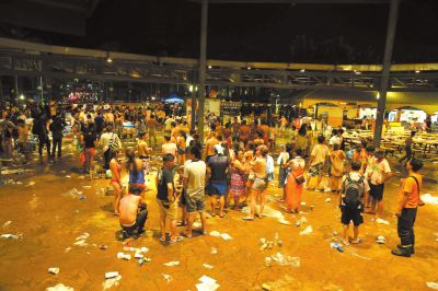 6��27�գ��l(f��)����ը���˂��ۼ����±��а���ˮ�Ϙ��@�Ŀյ��ϡ����A��l(f��)