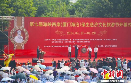 �ɰ��ű��B�T��ͬ���ݱ�����۹���ȝ�(j��)�Ļ�