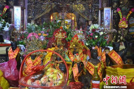 �r��200���� �_�����ۑc�\�m�ػ�������R�]���M��