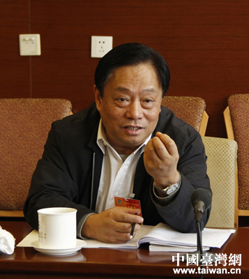 臺籍委員:運用新媒體技術加強兩岸青年人的溝通 臺籍委員:運用新媒體技術加強兩岸青年人的溝通