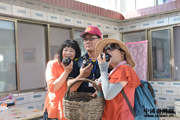 ���L�F�ɆT�������̼������Ӻ�Ӱ