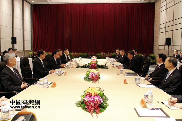 �ɰ��I��������ƽ���RӢ�����¼����e�Е���