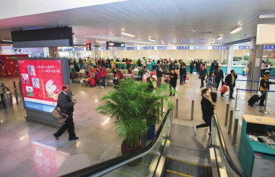 廈金“小三通”走過十五年盈盈一水間兩岸往來忙