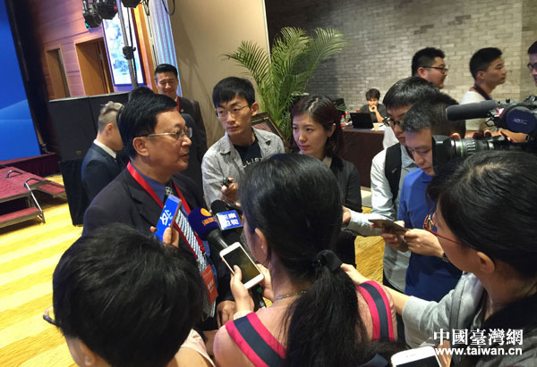 第三屆“大江論壇”吁凝聚兩岸關系和平發展的民間力量 第三屆“大江論壇”吁凝聚兩岸關系和平發展的民間力量