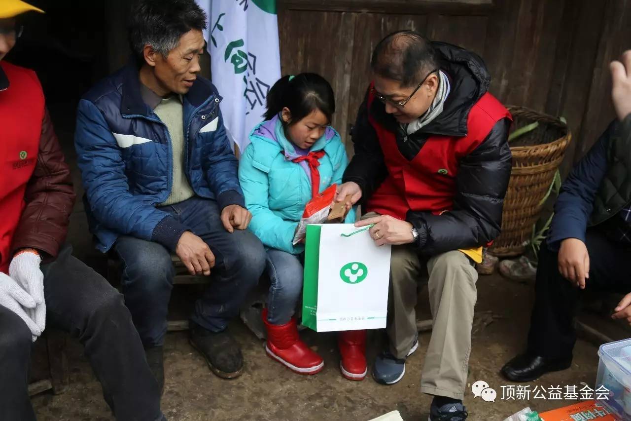 ���䶬�գ���ůͬ�С�����¹�����������ο���M�Еr