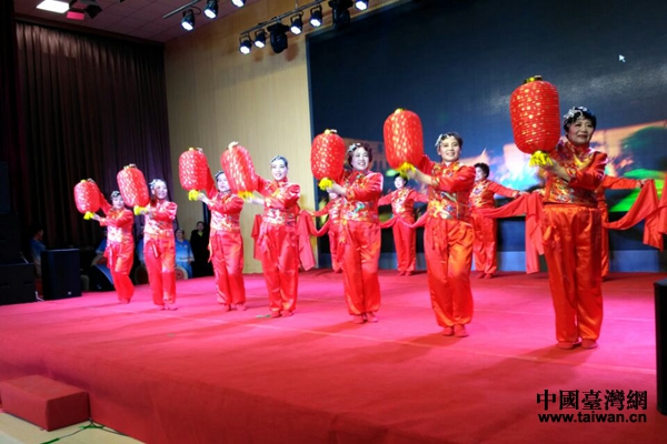 京臺社區大舞臺視頻連線,兩岸同胞共度元宵 京臺社區大舞臺視頻連線,兩岸同胞共度元宵