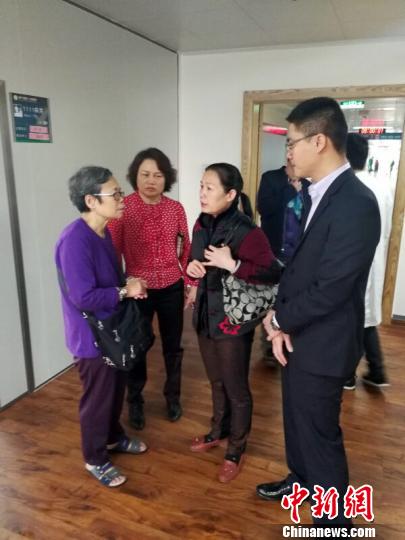 �ό����_�k�����_�f�I������ο�������_���H�١����f���� �z