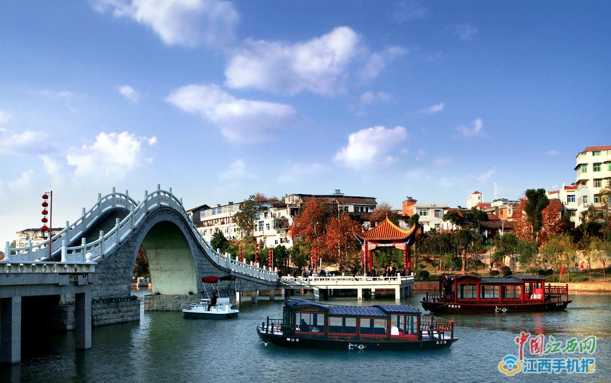 第九屆網絡媒體江西游走進武寧看山看水 第九屆網絡媒體江西游走進武寧看山看水