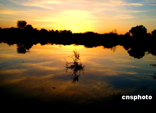 �Ї�������һƬ��������ء����~���{������̎���ɹŰ������ˡ���������Ŀǰ����H�����������֡���������С���һǧ�꣬��������һǧ�꣬��������һǧ�ꡱ�����u��ÿ�������@�ﶼ�������o���zӰ�ۺ��߼������ߵĵ�����������l ���� �z