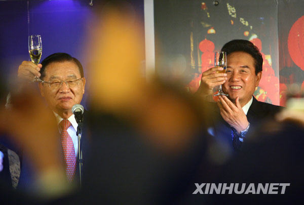 11��4�����ں����xʽ��������e�еľƕ���������ֺͽ��������e�Ʊ�����(d��ng)�������f(xi��)�����L����ֺͺ����������L���������_����ͬ�����ˡ����{�ɰ����\�f(xi��)�h�������{�ɰ����\�f(xi��)�h�������{�ɰ��]���f(xi��)�h���͡����{�ɰ�ʳƷ��ȫ�f(xi��)�h���� ���A��ӛ���ϏV���z