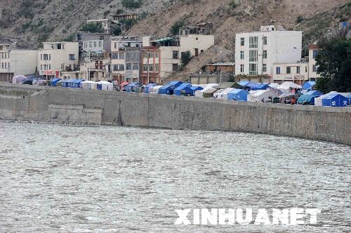 λ���Ĵ��봨�h��ẽ���߅�ľȞĎ���6��8�Քz���� �봨�����l���ѽ���һ���¡�Ŀǰ���봨�h���ܞ�Ⱥ����w����������������𲽻֏͡�