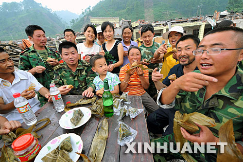 6��8�գ��Ĵ�ʡ�쌎�д�ɽ�^(q��)���b���ٱ���ʲ�����v�A�(zh��n)�ʺʹ�ͮ�(d��ng)?sh��)��ܞ?z��i)Ⱥ��һ������ӡ� ��(d��ng)�����Ї�(gu��)���y(t��ng)��(ji��)�ն��繝(ji��)���Ĵ�����������C�ȵ����(z��i)�^(q��)��Ⱥ�����^(gu��)��һ��(g��)����Ĺ�(ji��)�ա� ���A��ӛ�ߺο����z