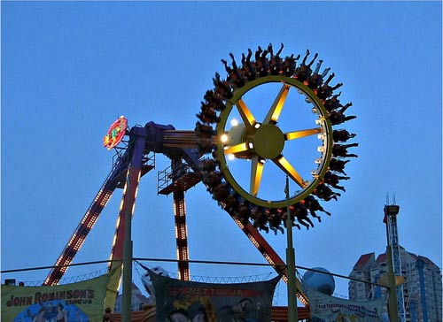 ϲӍ���ɹ��ϲ� �g��������ʮ��Ůʿ���M(�D)